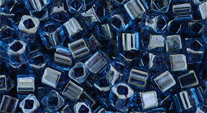 TOHO Cube 3mm : Inside-Color Blue Raspberry