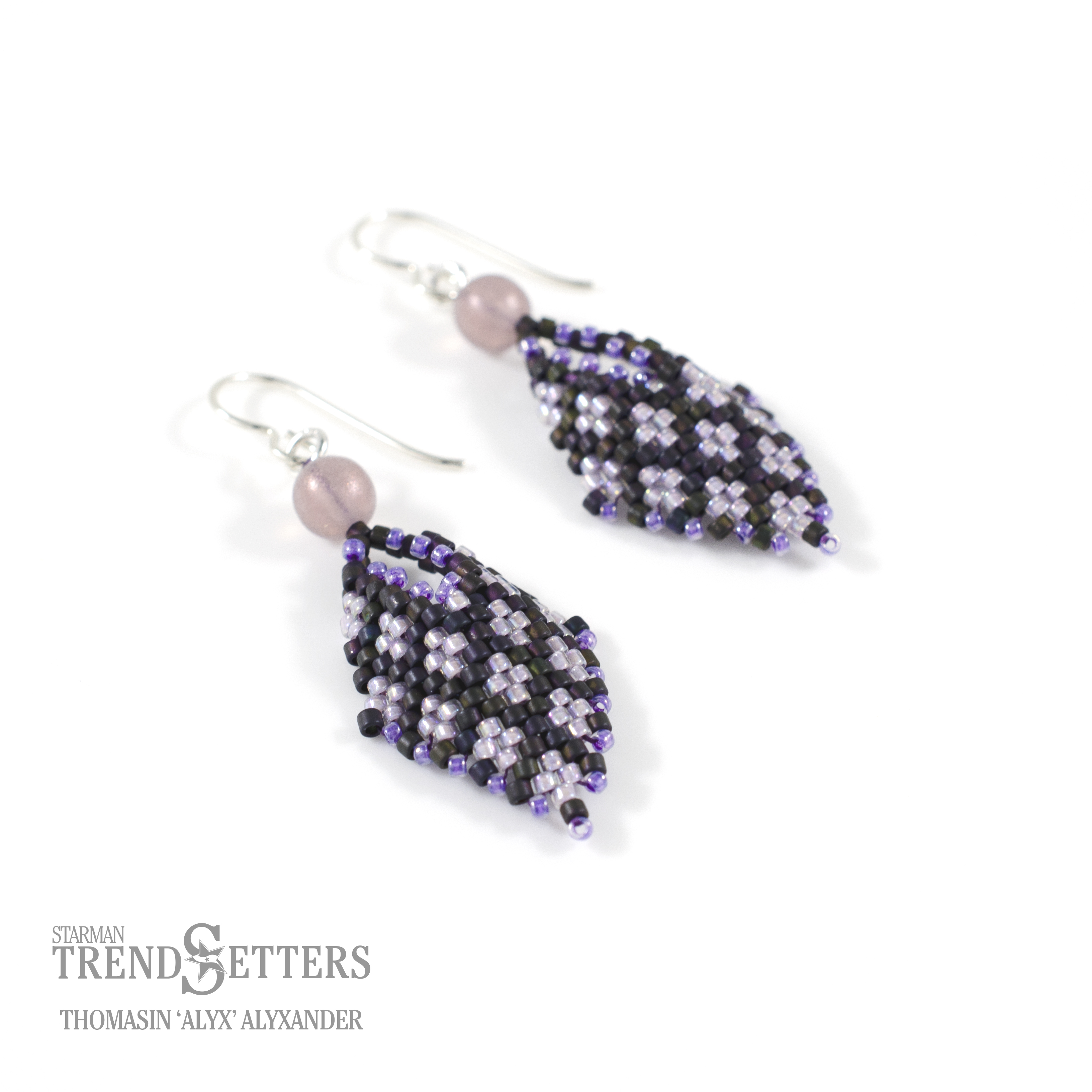 Download the Lady Slipper Earrings Pattern