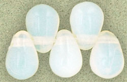 Tear Drops 6 x 4mm : Milky White