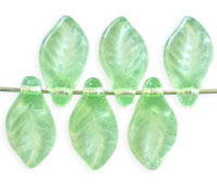 Mini Leaves 11 x 6mm : Peridot