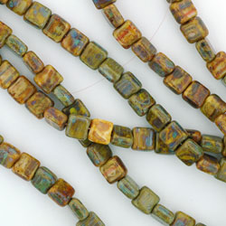 Strung Pressed Bead Mixes : Bengal Grass Mix- .25M