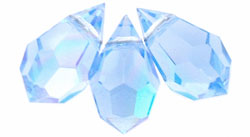 M.C. Beads 10 x 6mm - Teardrop : Lt Sapphire AB