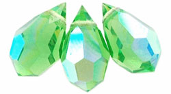 M.C. Beads 10 x 6mm - Teardrop : Peridot AB