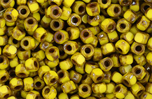 Matubo 3-Cut Seed Bead 6/0 : Opaque Yellow - Silver Picasso