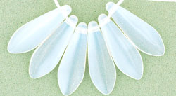 Dagger 16 x 5mm : Milky White