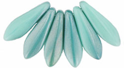 Dagger 16 x 5mm : Ultra Luster - Turquoise - Blue 1/2 Coat