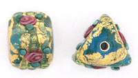 Gold Foil Flower Triangles 6/10mm : Aquamarine