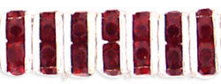 Rhinestone Squaredelles 4.5mm : Silver - Ruby