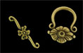 Magnolia Toggle : Antique Brass