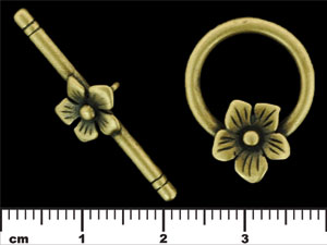 Flower Toggle Set : Antique Brass