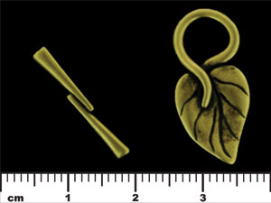 Philodendron Toggle : Antique Brass
