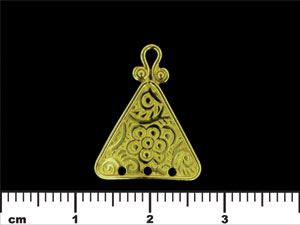 Triangle Floral Etched Pendant 21/16mm : Brass