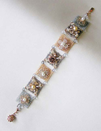 Bead Artistry Kits : Bracelet w/ Square Flower Motifs -Orange