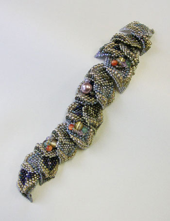 Bead Artistry Kits: Leaf Bracelet w/ Bead Accents - Gold/Gray