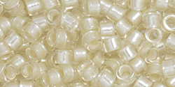 TOHO Aiko (11/0) 4g Pack : Polar Pearl Luster