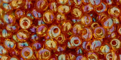 TOHO Magatama 3mm : Transparent-Rainbow Topaz