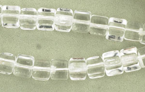 Cubes 6/7mm : Crystal .25m